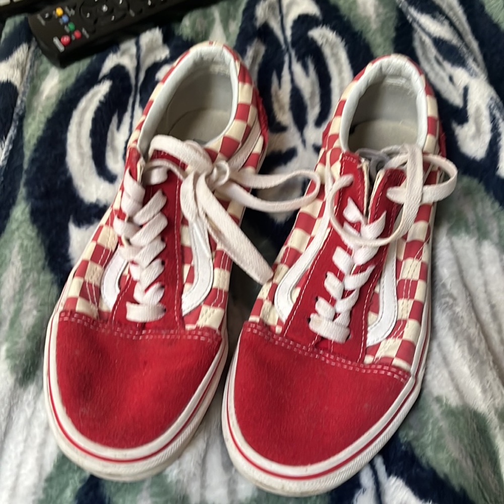 Vans - Picture 2 of 3
